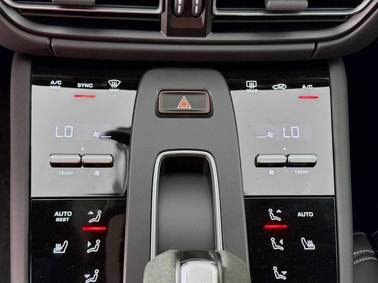 2025 Porsche Macan GTS