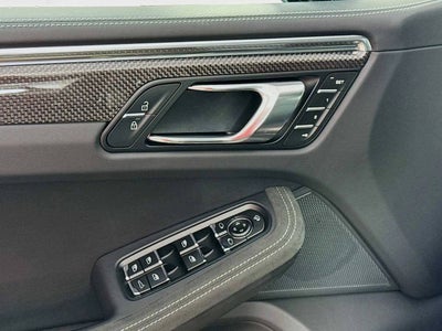 2025 Porsche Macan GTS