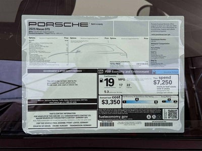 2025 Porsche Macan GTS