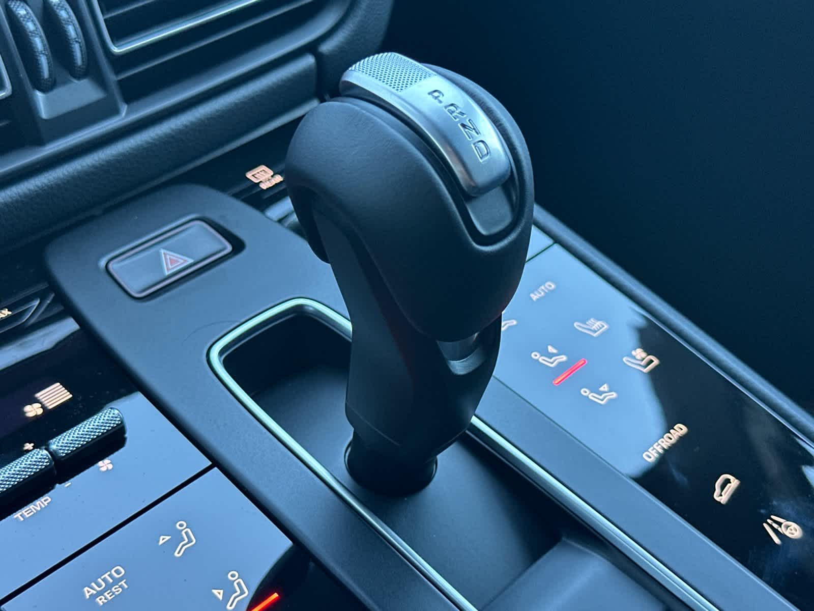 2026 Porsche Macan Macan GTS