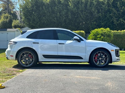 2026 Porsche Macan Macan GTS
