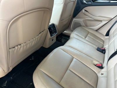 2023 Porsche Macan Macan S (MY23)