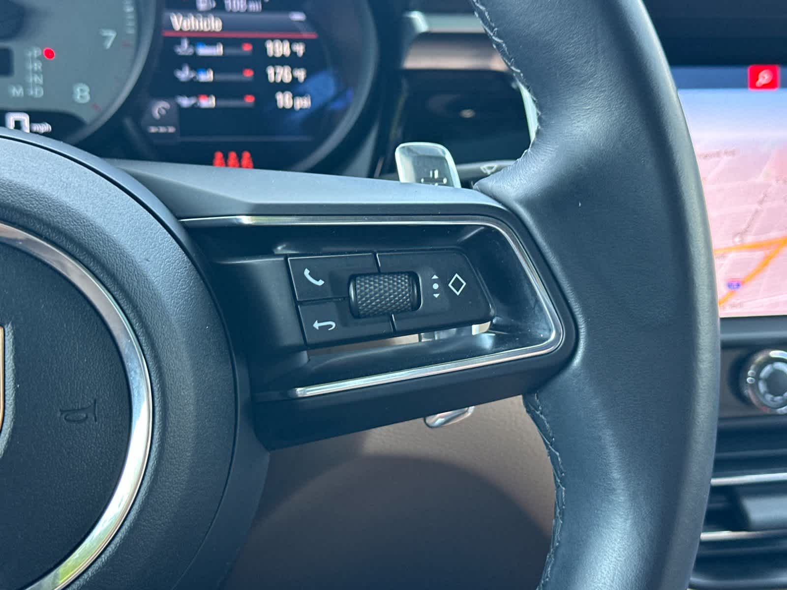 2023 Porsche Macan Macan S (MY23)