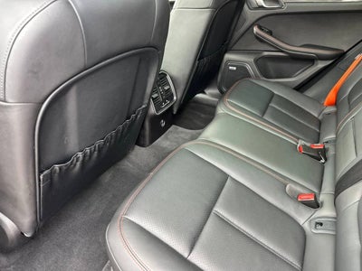 2022 Porsche Macan S