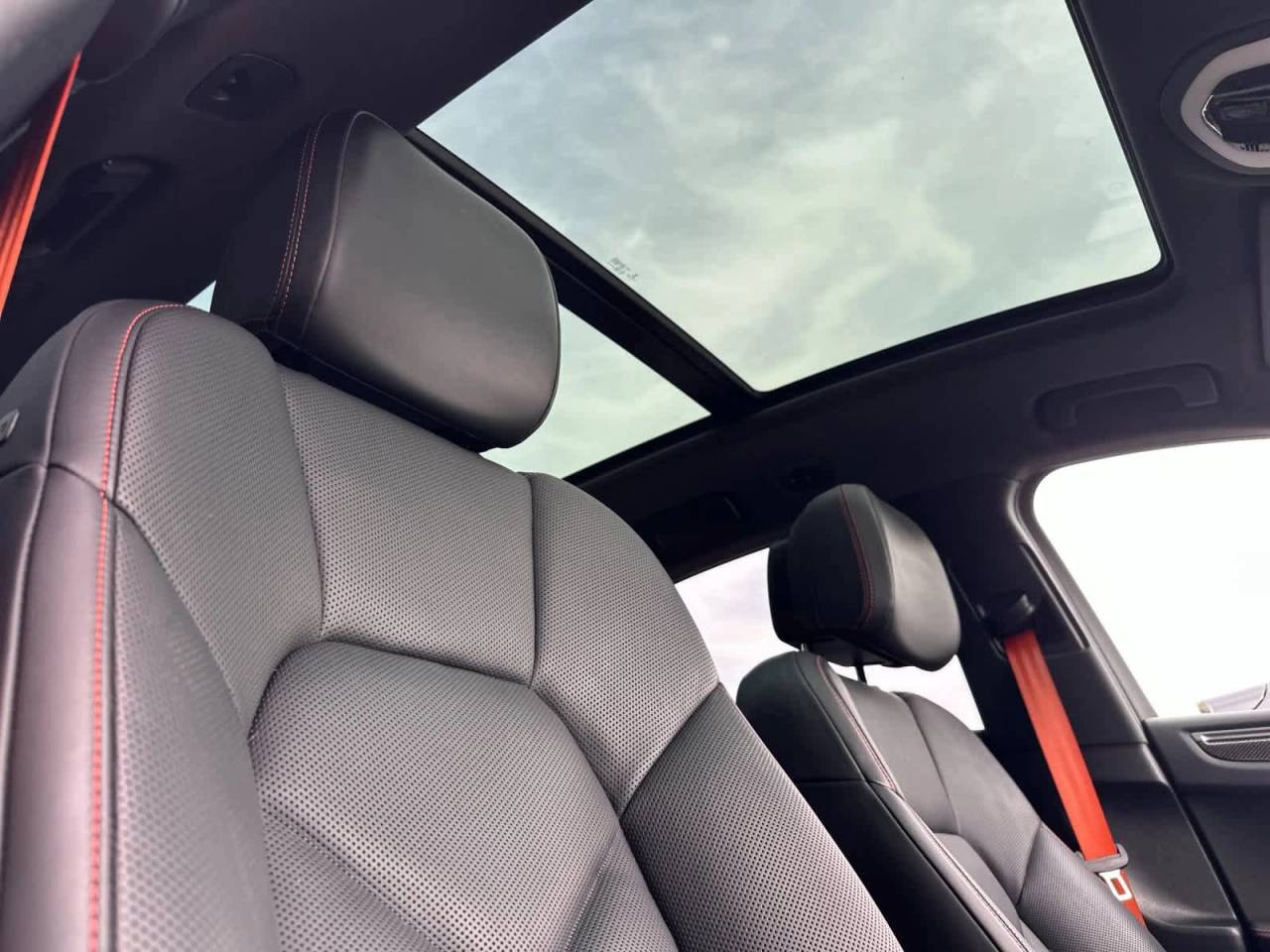 2022 Porsche Macan S