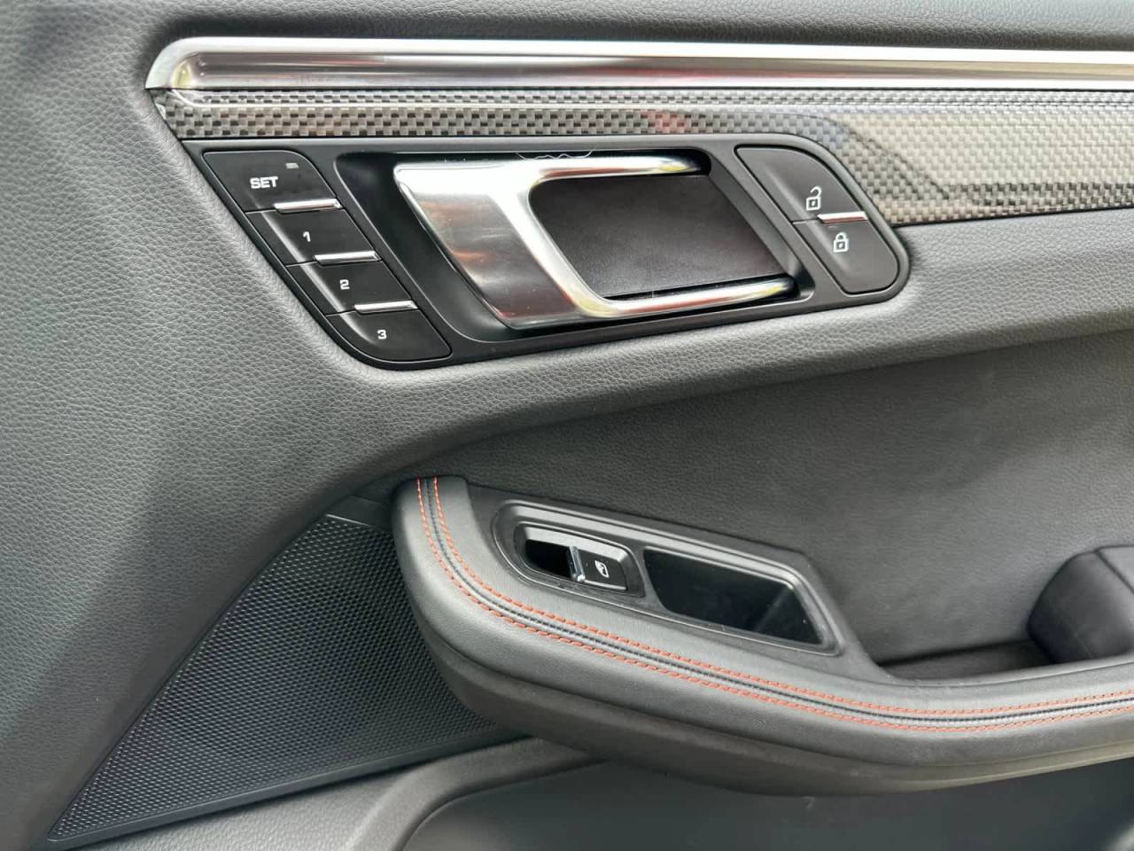 2022 Porsche Macan S