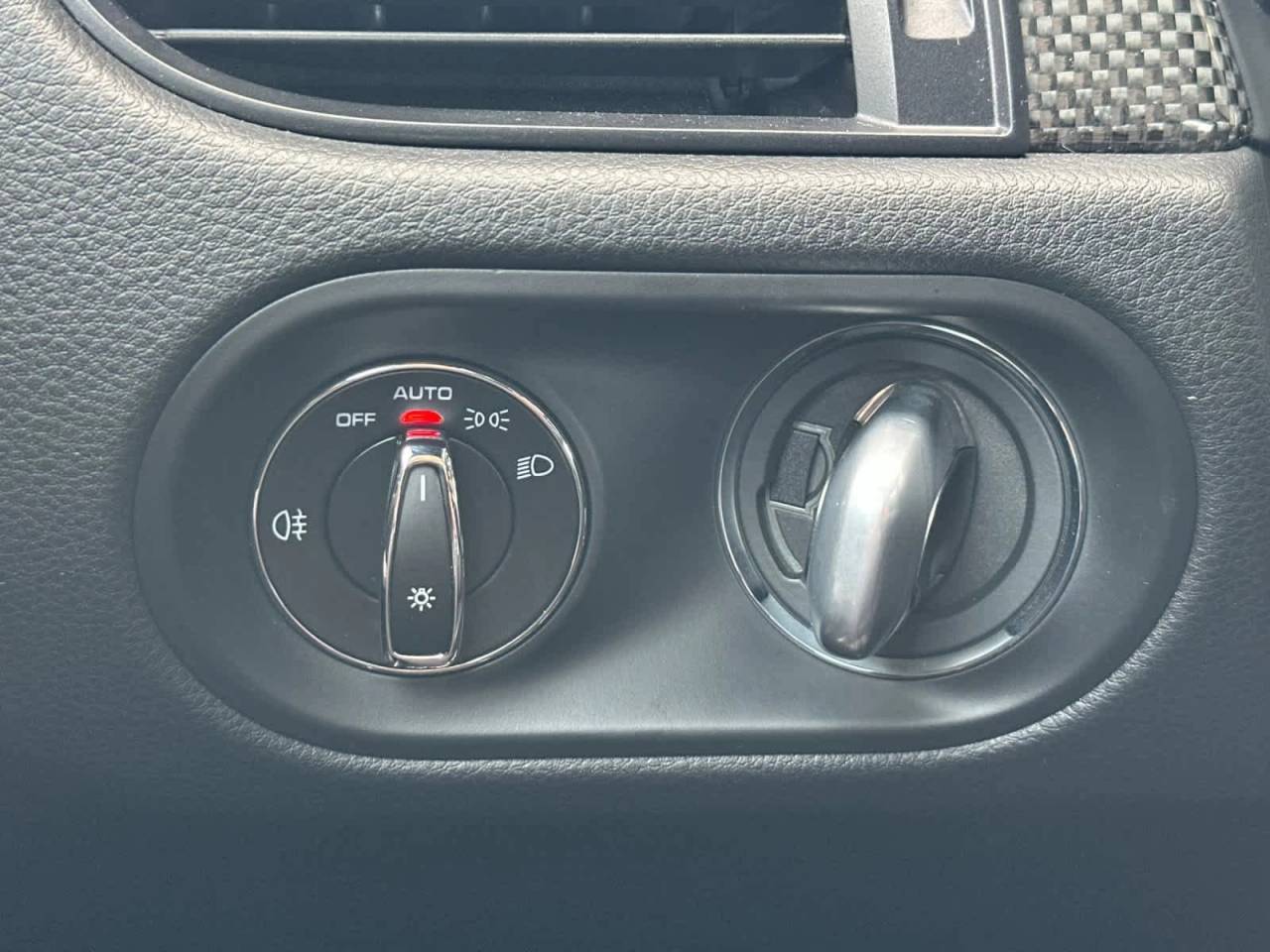 2022 Porsche Macan S