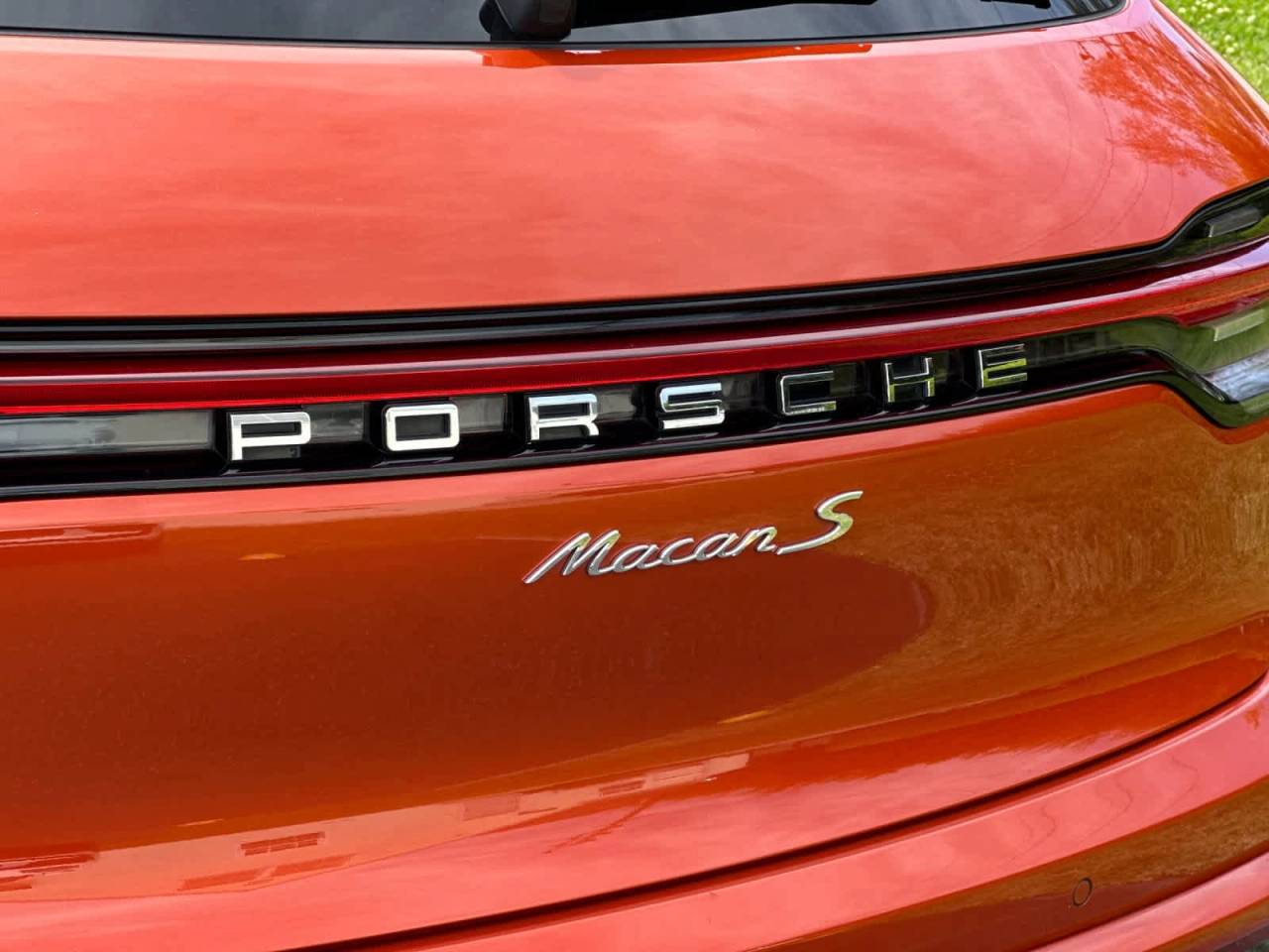 2022 Porsche Macan S