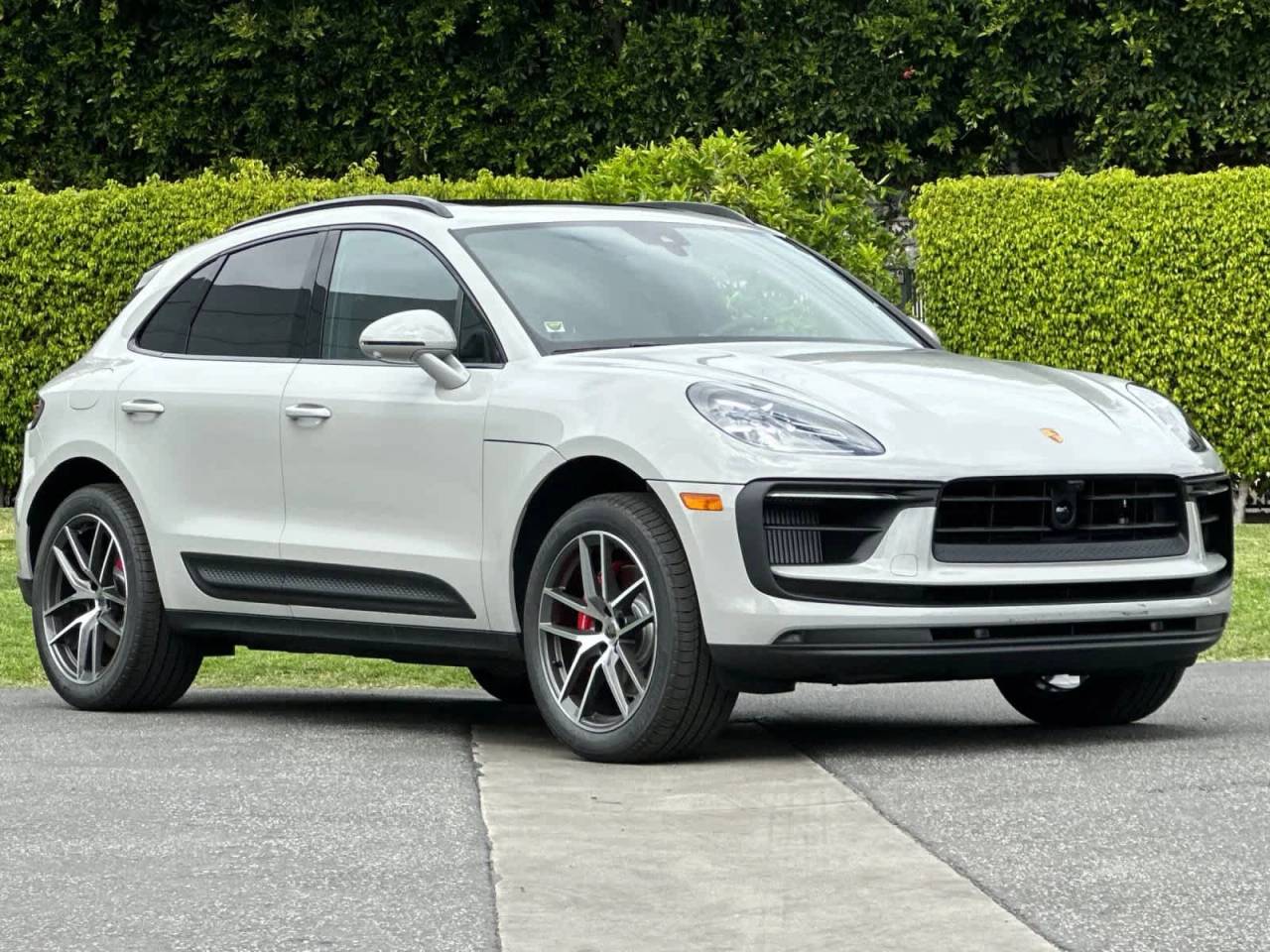 2026 Porsche Macan S