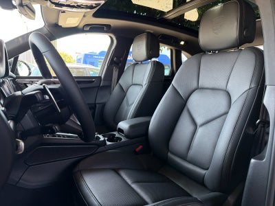 2026 Porsche Macan Macan S