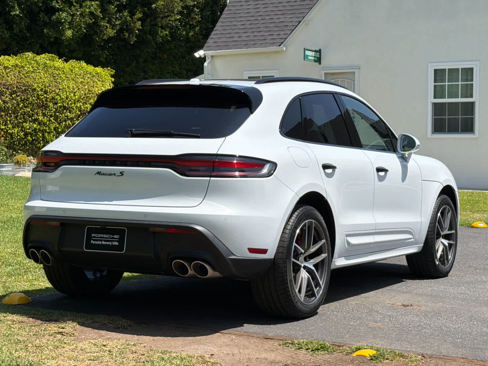 2026 Porsche Macan Macan S