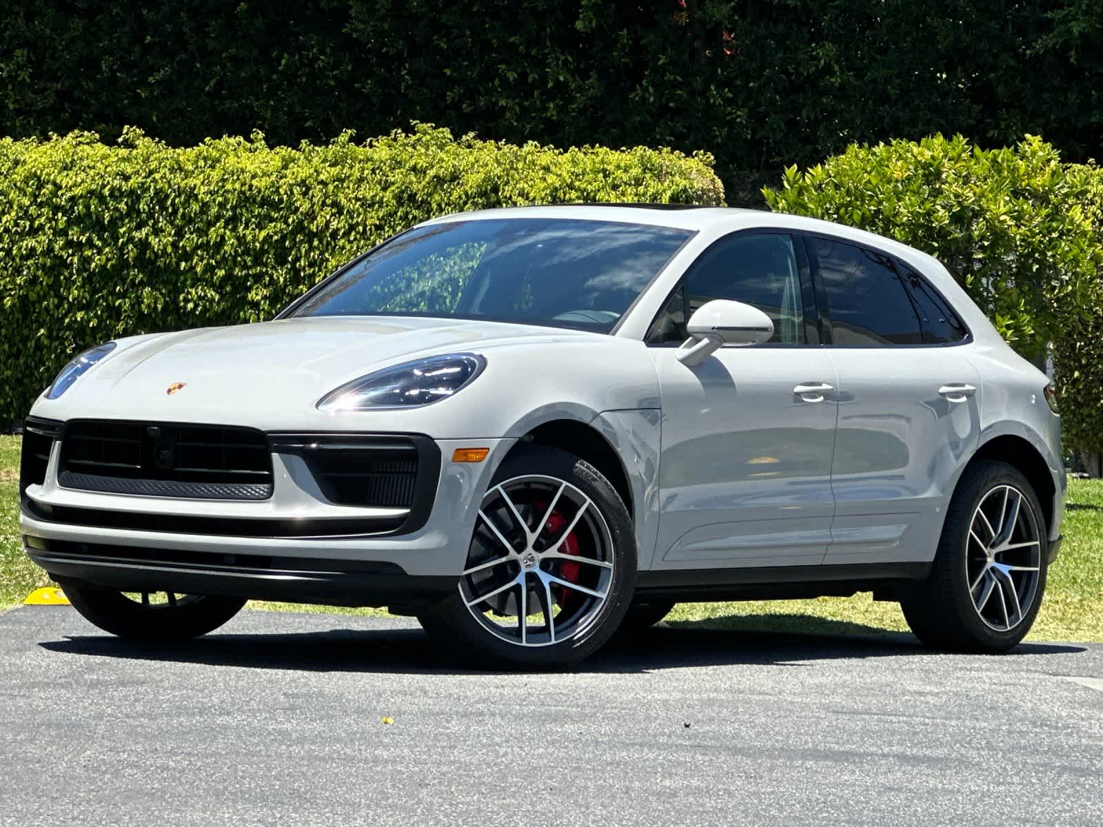 2023 Porsche Macan S