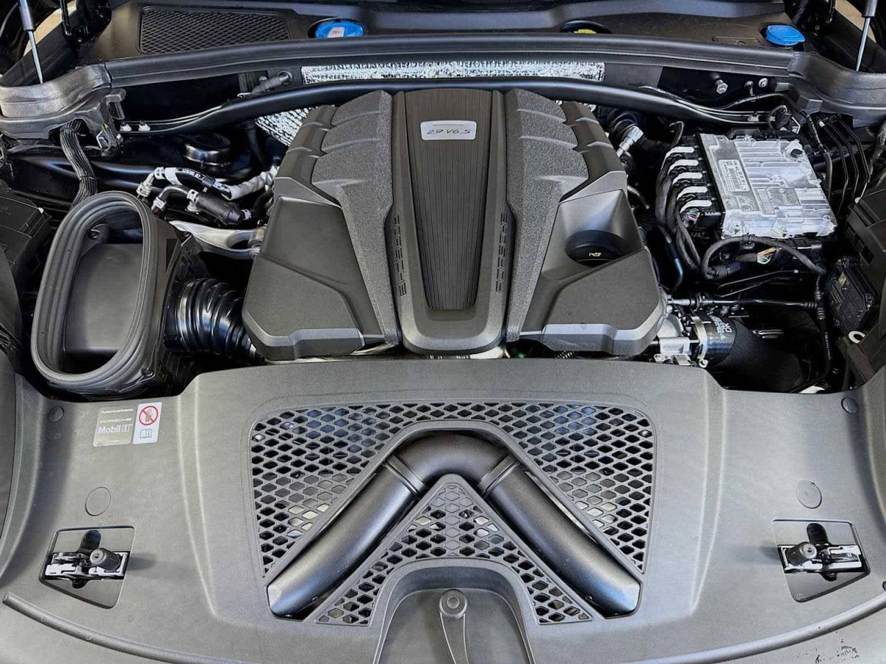 2026 Porsche Macan S