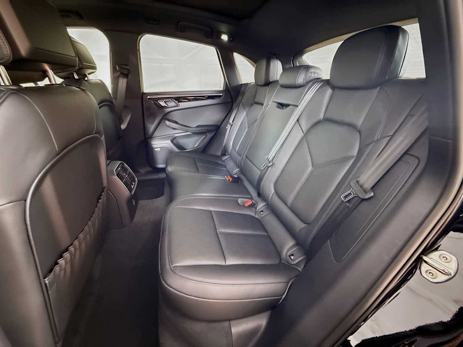 2026 Porsche Macan Macan S