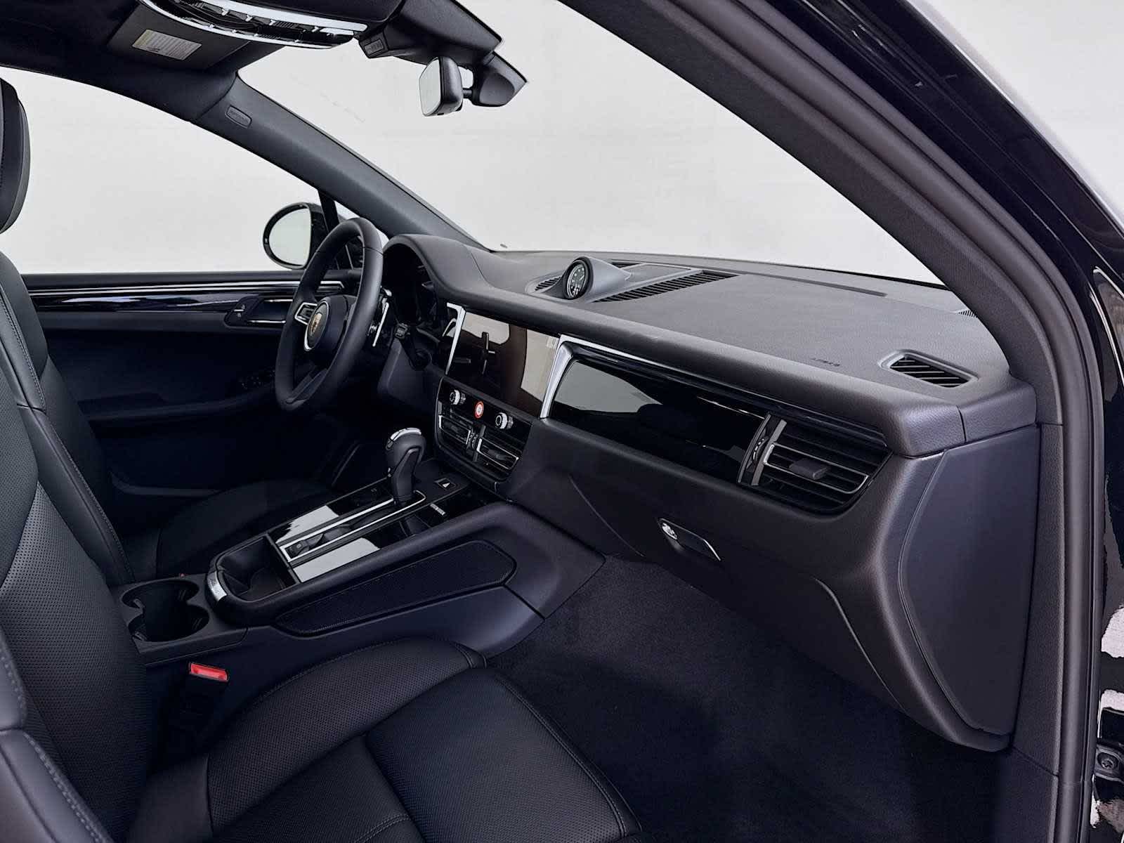 2026 Porsche Macan Macan S