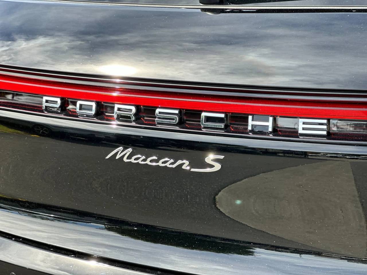 2026 Porsche Macan S