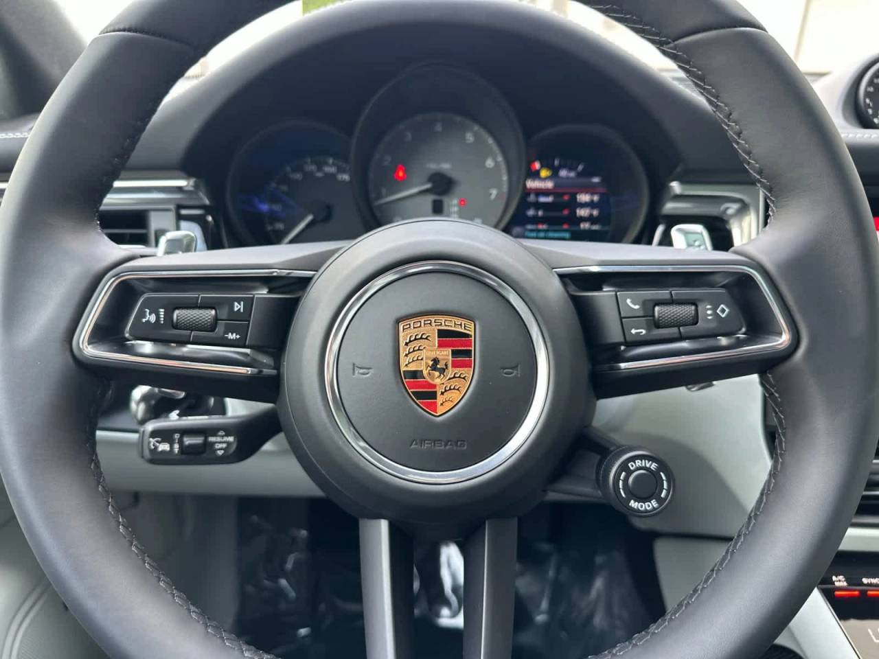 2026 Porsche Macan S