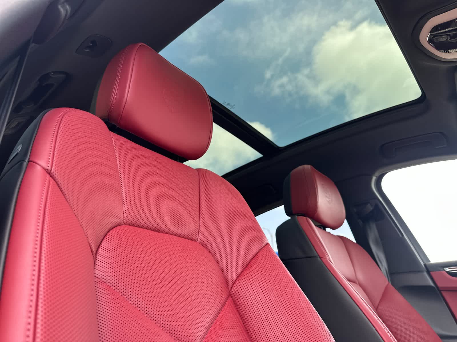 2026 Porsche Macan S