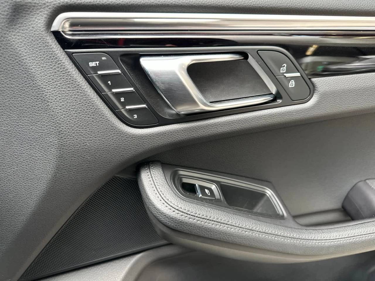 2024 Porsche Macan S