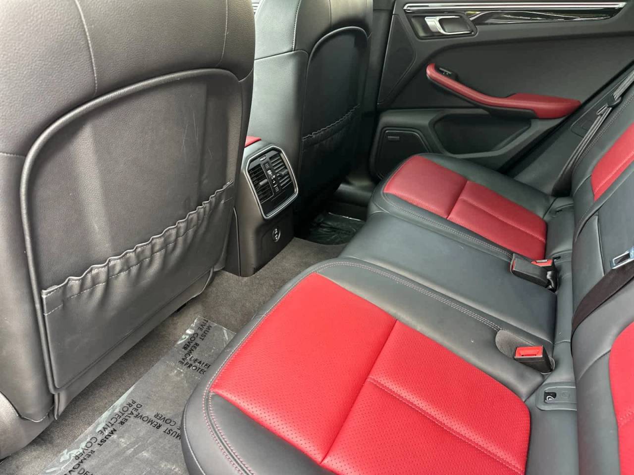 2025 Porsche Macan S