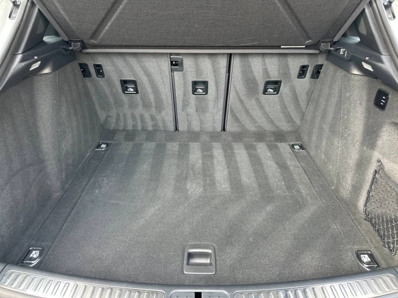 2025 Porsche Macan S