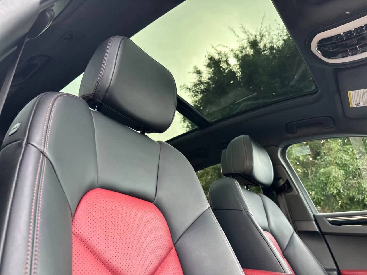 2025 Porsche Macan S