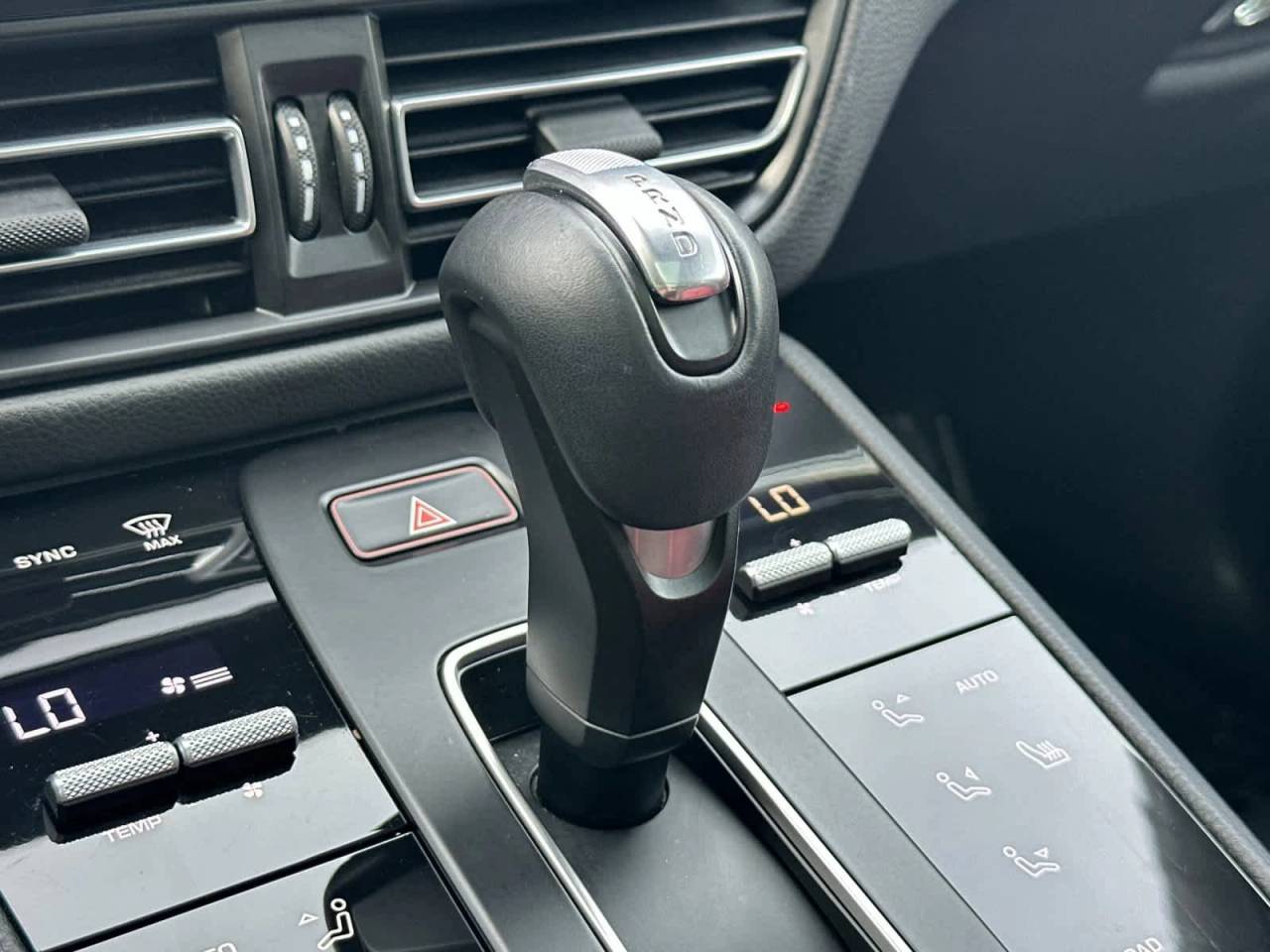 2025 Porsche Macan S