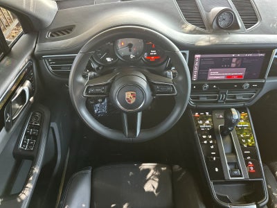 2023 Porsche Macan Macan S (MY23)
