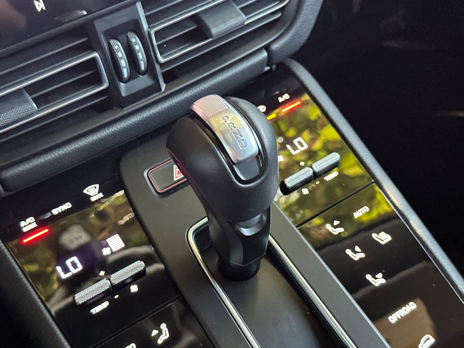 2023 Porsche Macan Macan S (MY23)