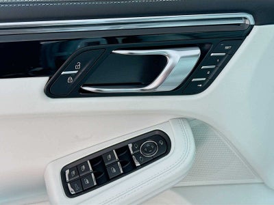 2026 Porsche Macan Macan S