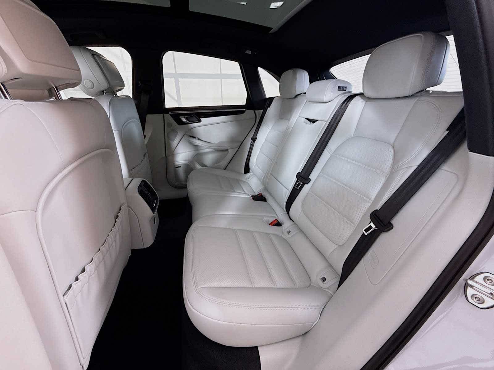 2026 Porsche Macan Macan S