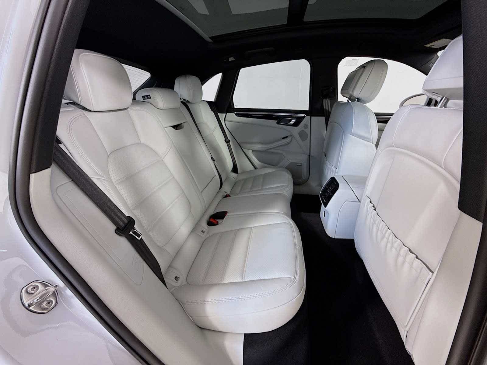 2026 Porsche Macan Macan S