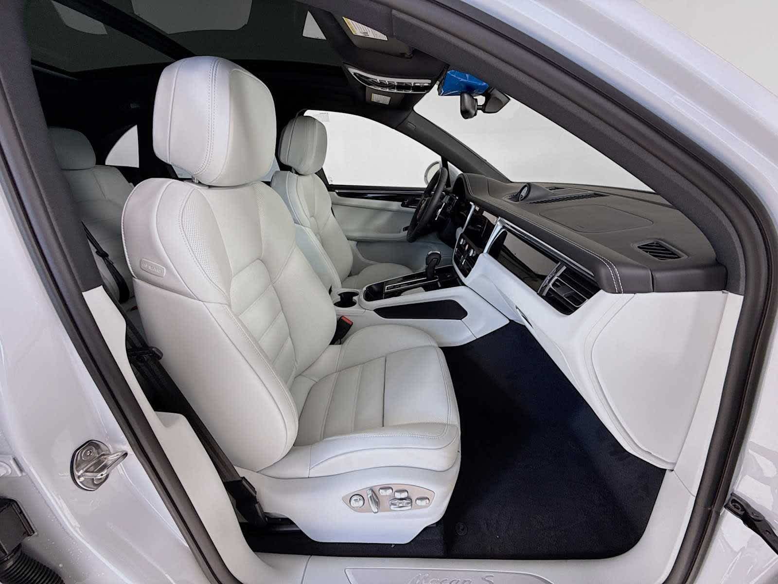 2026 Porsche Macan Macan S