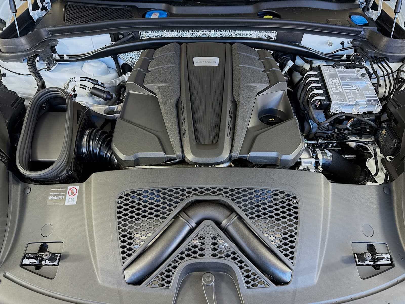 2026 Porsche Macan Macan S