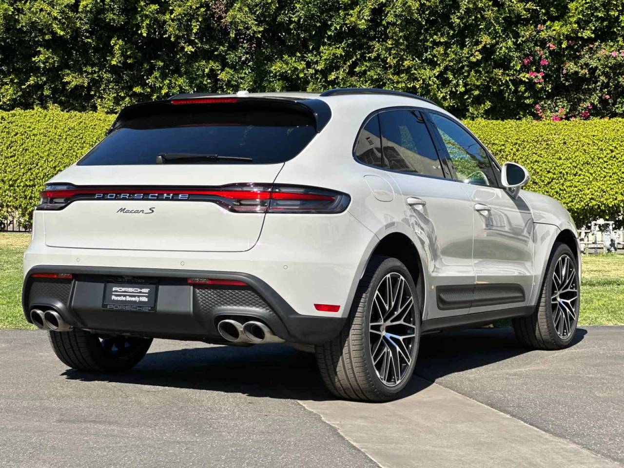 2026 Porsche Macan S