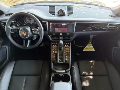 2026 Porsche Macan Macan S