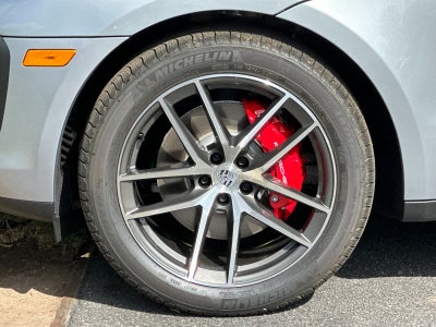 2026 Porsche Macan Macan S