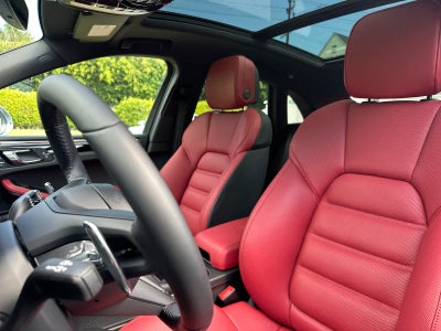 2026 Porsche Macan Macan S