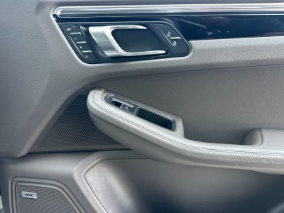 2024 Porsche Macan Macan S (MY24)