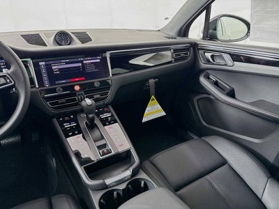 2025 Porsche Macan S