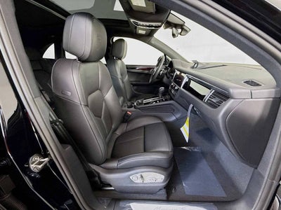 2025 Porsche Macan S