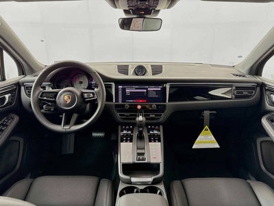 2025 Porsche Macan S