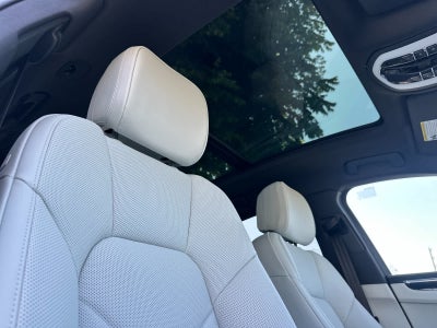 2026 Porsche Macan Macan S