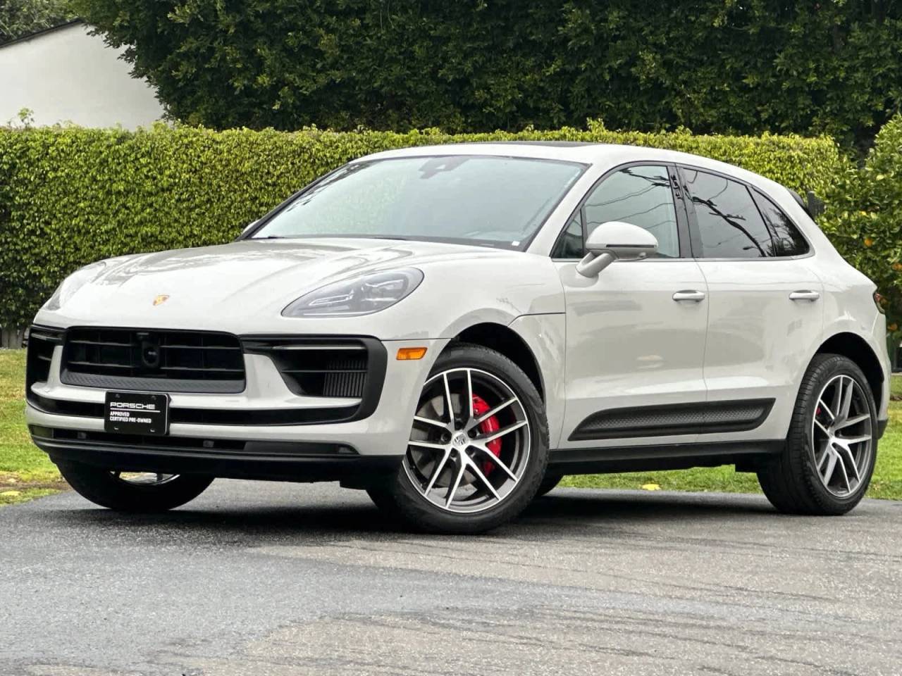 2025 Porsche Macan S