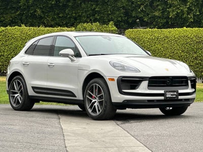 2025 Porsche Macan S