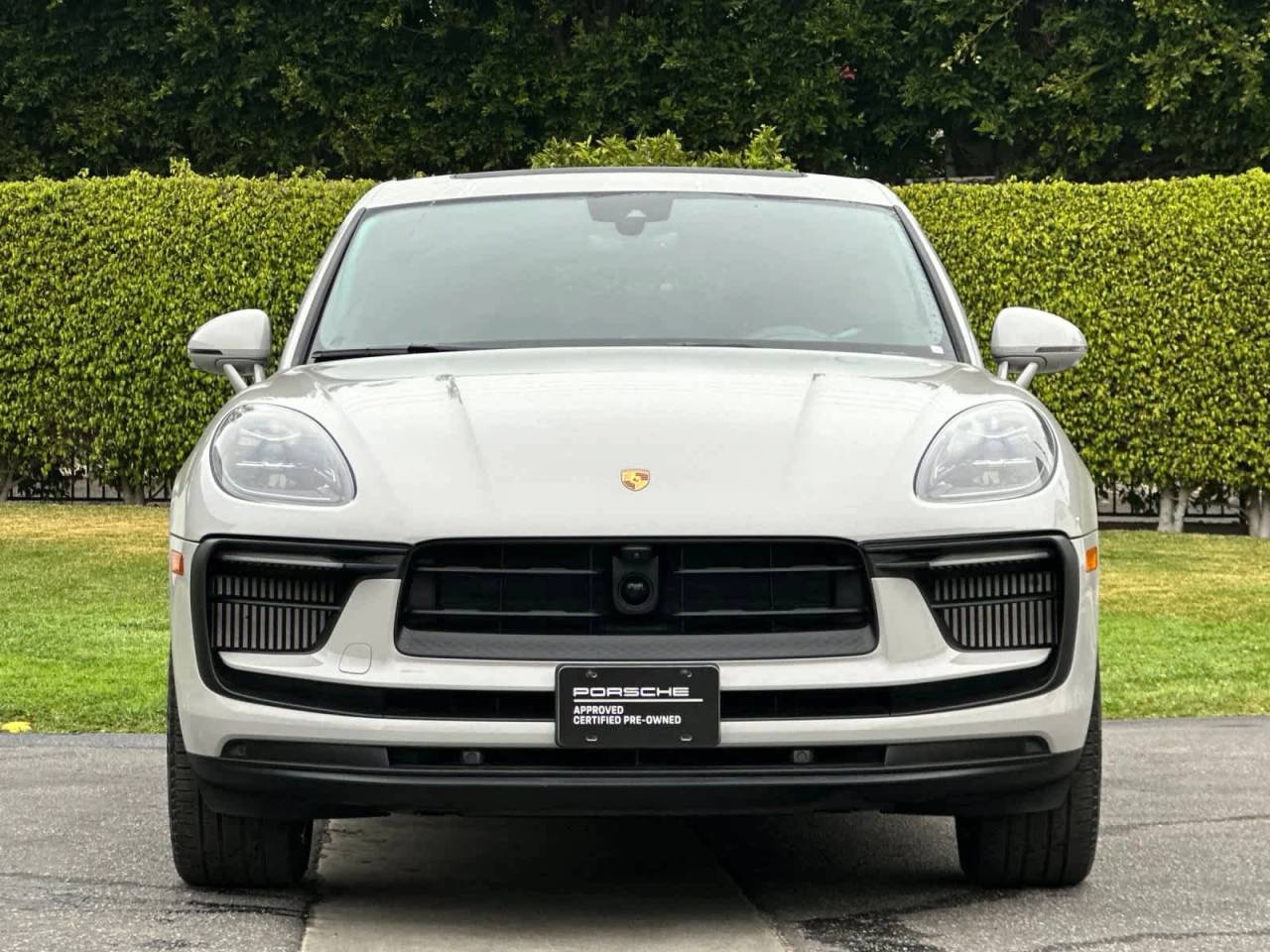 2025 Porsche Macan S