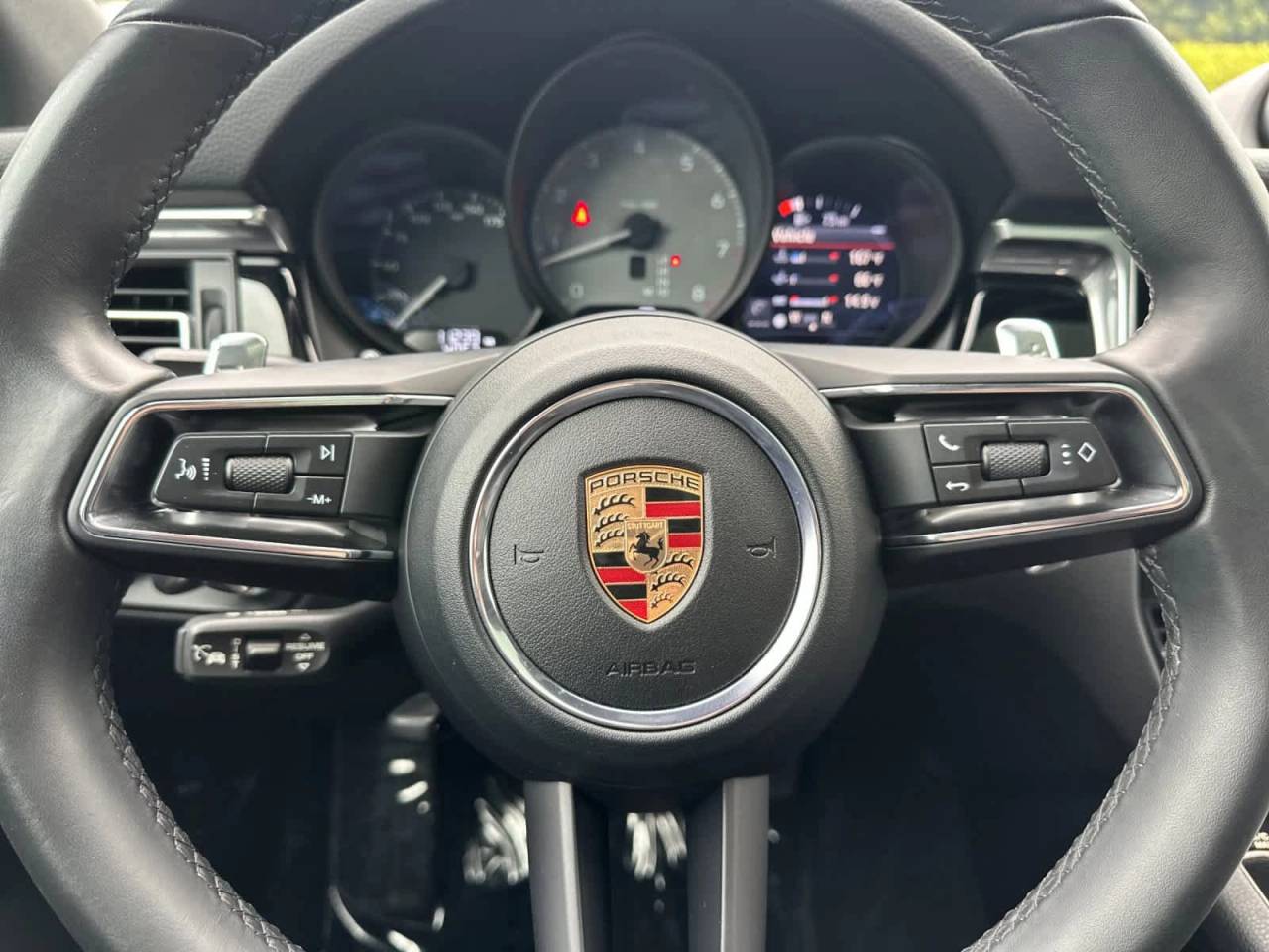 2025 Porsche Macan S