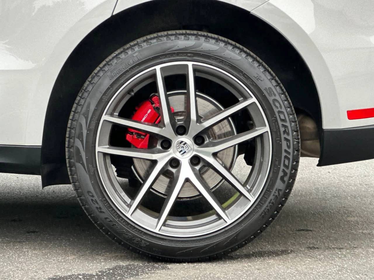 2025 Porsche Macan S