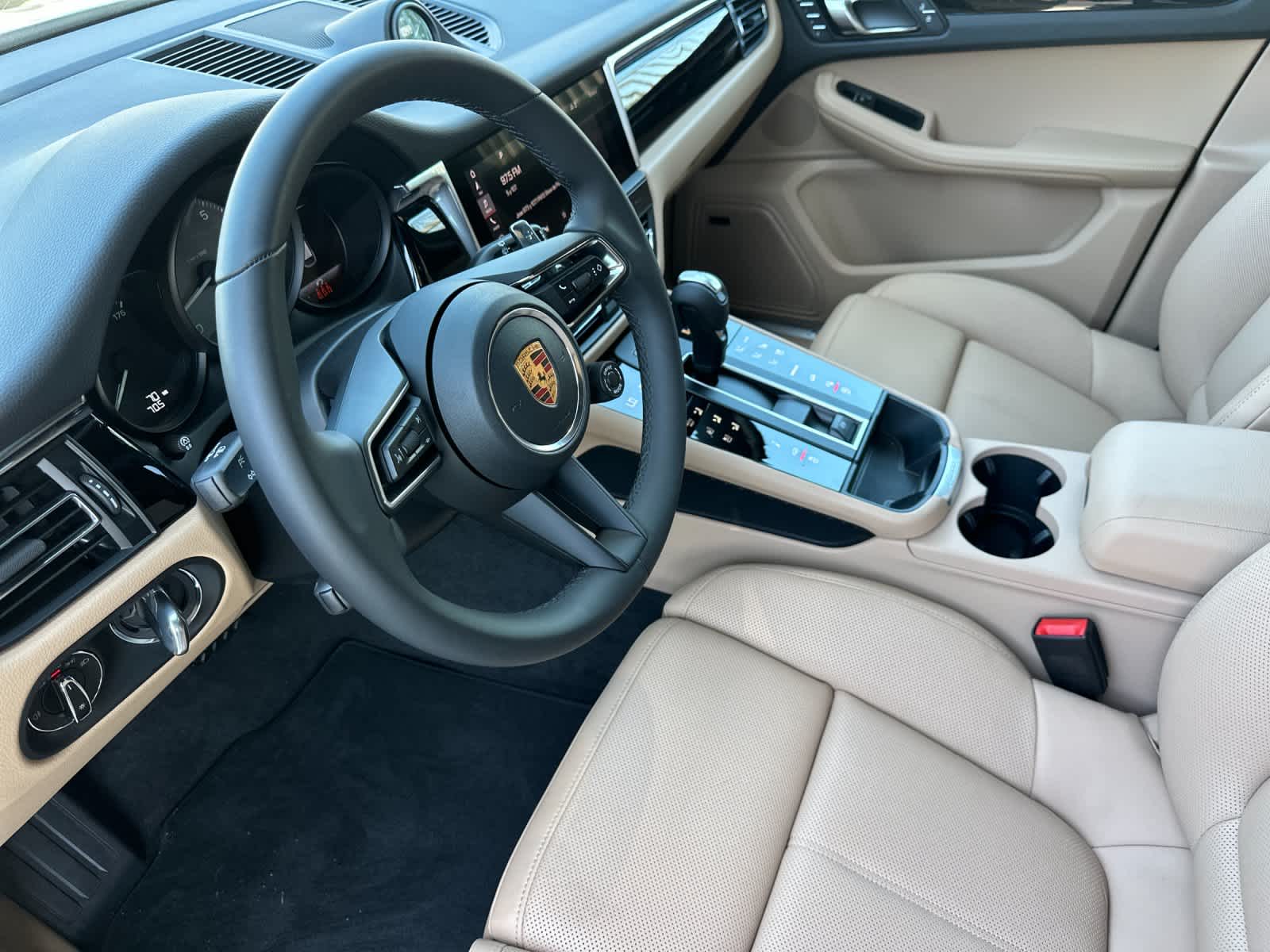 2026 Porsche Macan Macan S
