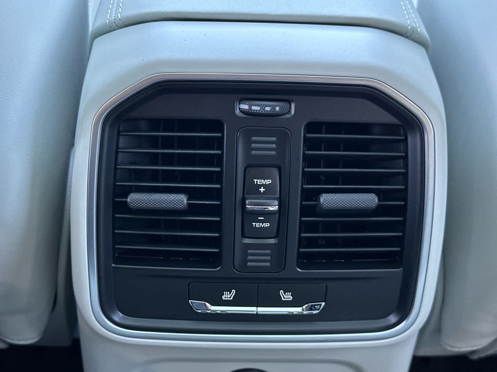 2026 Porsche Macan Macan S